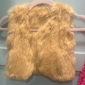Girls Fur Vest in Honey Tan